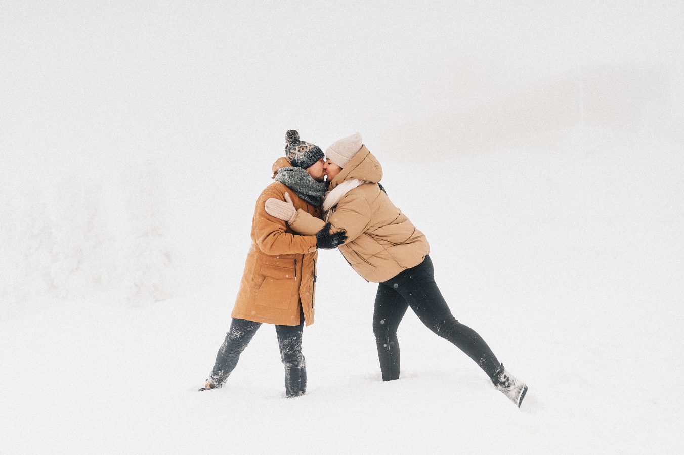 044_pary_nastrone2024